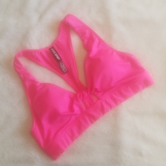 PINK Victoria Secret Sports Bra & Thong Set - Picture 2 of 5